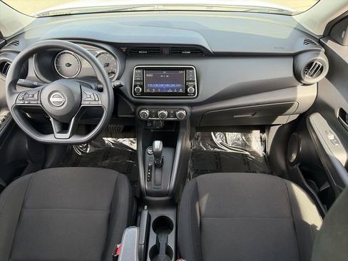 Used 2025 Nissan Kicks Play S image 16