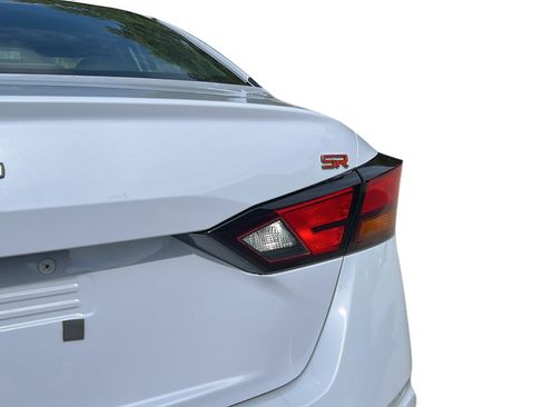 Used 2025 Nissan Altima 2.5 SR w/ SR Premium Package FWD image 29