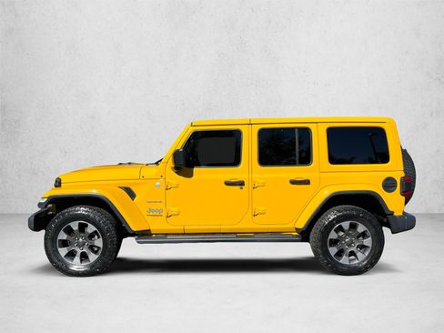 Used 2018 Jeep Wrangler Unlimited Sahara AWD/4WD image 8