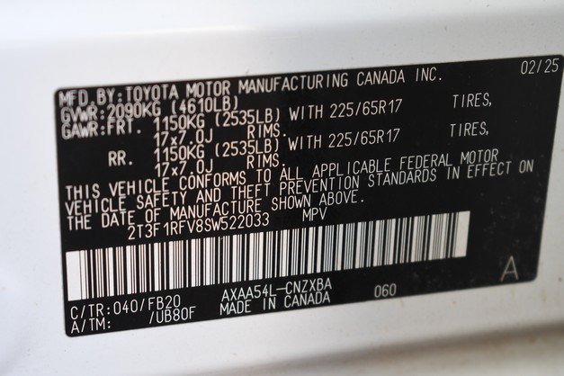 Certified 2025 Toyota RAV4 LE AWD/4WD image 33
