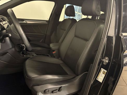 Used 2024 Volkswagen Tiguan SE R-Line w/ MDO Package, Two-Row AWD/4WD image 13