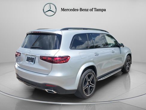 Certified 2026 Mercedes-Benz GLS 450 4MATIC image 4