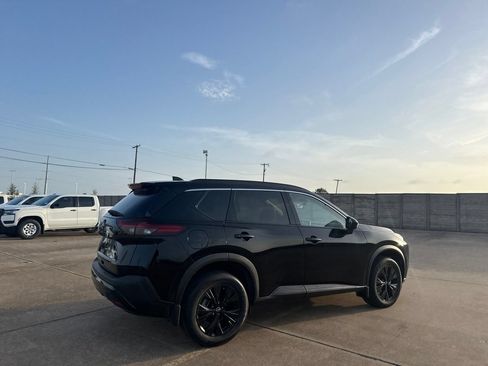 Certified 2023 Nissan Rogue SV w/ SV Premium B Package FWD image 20
