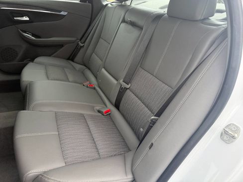 Used 2018 Chevrolet Impala LS image 20