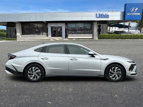 New 2026 Hyundai Sonata Blue image 9