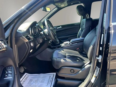 Used 2017 Mercedes-Benz GLS 450 4MATIC image 28