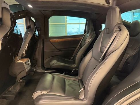 Used 2017 Tesla Model X 90D image 22