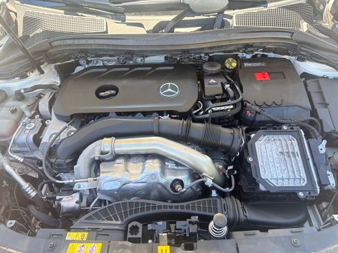 Used 2025 Mercedes-Benz GLA 250 image 33