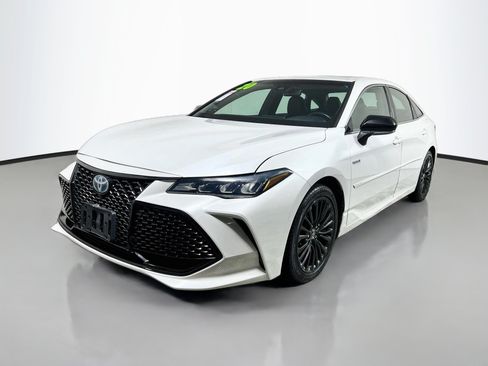 Used 2020 Toyota Avalon XSE w/ All Weather Liner Package FWD image 10