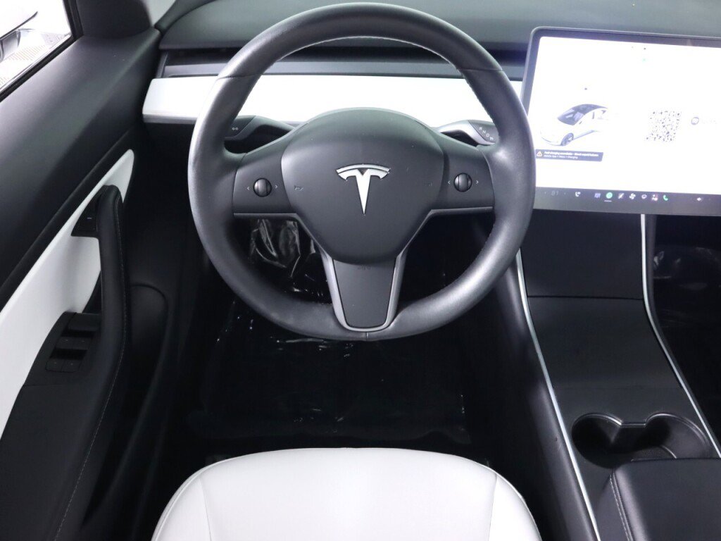 Used 2020 Tesla Model 3 Long Range AWD/4WD image 29