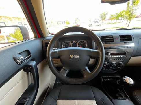 Used 2006 HUMMER H3 AWD/4WD image 15
