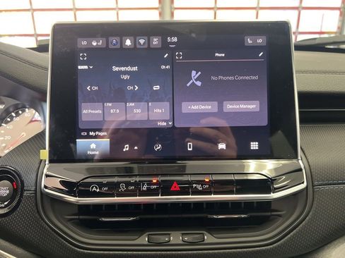 New 2026 Jeep Compass Limited image 17