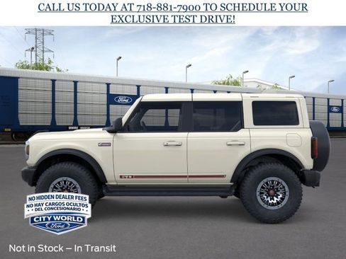 New 2026 Ford Bronco Outer Banks w/ Sasquatch Package AWD/4WD image 3