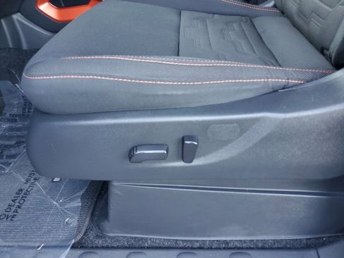 Used 2024 Nissan Frontier Pro-X image 13