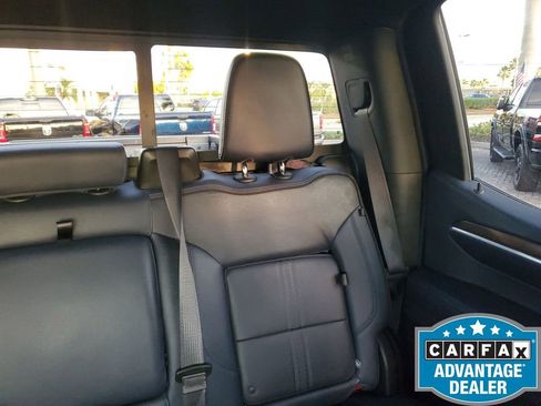 Used 2022 Chevrolet Silverado 1500 High Country w/ High Country Premium Package image 15