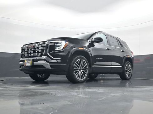 Used 2026 GMC Terrain Denali w/ LPO, Floor Liner Package image 21