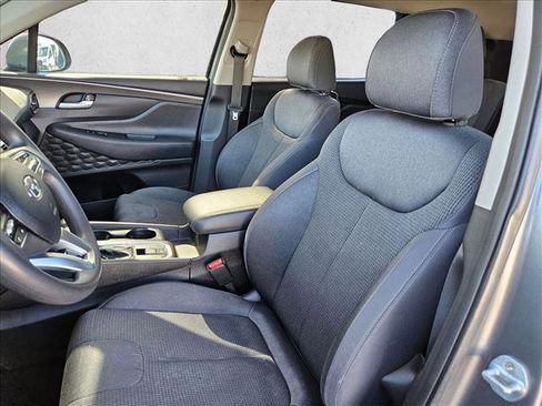 Used 2019 Hyundai Santa Fe SE w/ Cargo Package image 20