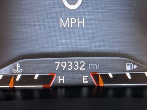 Used 2019 Jeep Cherokee Limited AWD/4WD image 30