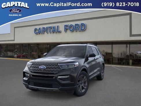 New 2024 Ford Explorer XLT w/ Equipment Group 202A image 2