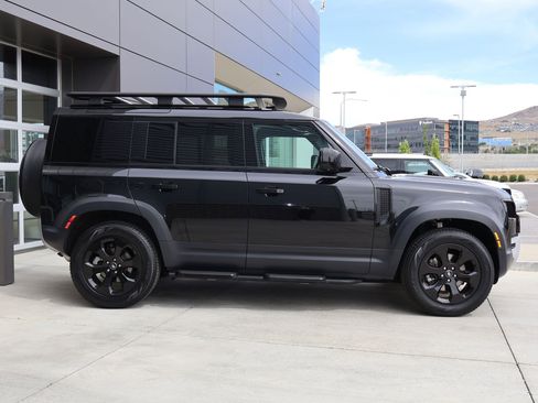 Certified 2025 Land Rover Defender 110 S AWD/4WD image 5