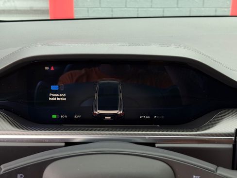 Used 2023 Tesla Model X Plaid image 23