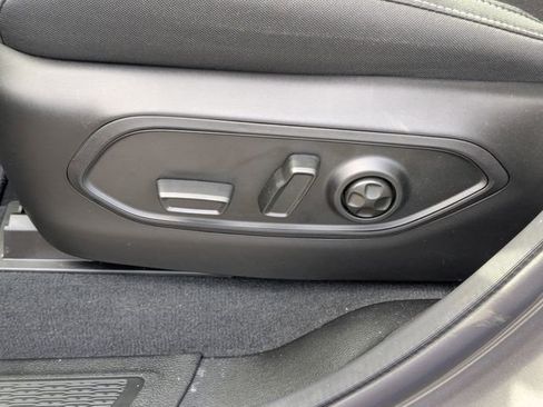 New 2026 Jeep Grand Cherokee L Laredo RWD image 12