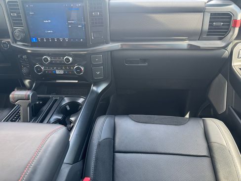 Used 2025 Ford F150 Raptor AWD/4WD image 18