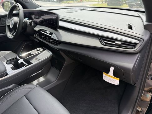 New 2026 Buick Enclave Sport Touring w/ Super Cruise Package FWD image 13