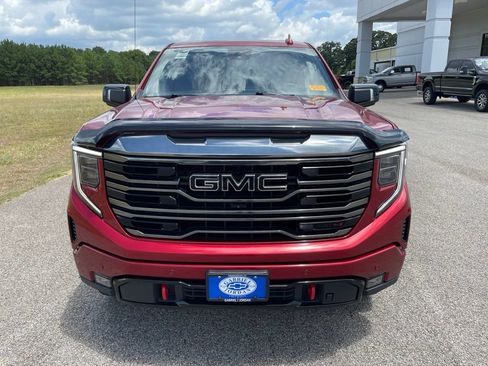 Used 2023 GMC Sierra 1500 AT4 w/ AT4 Preferred Package AWD/4WD image 10