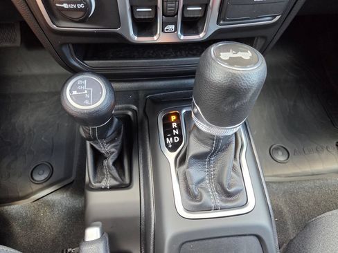 Certified 2026 Jeep Wrangler Unlimited Sport AWD/4WD image 26