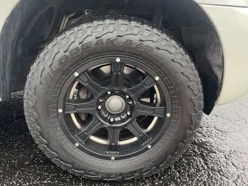 Used 2015 Toyota Sequoia Platinum image 9