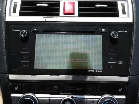 Used 2015 Subaru Outback 2.5i Limited AWD/4WD image 34