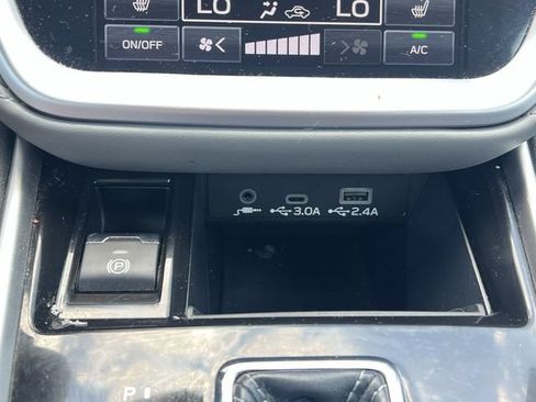 Certified 2023 Subaru Outback Premium AWD/4WD image 20