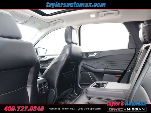 Used 2022 Ford Escape SEL w/ Technology Package AWD/4WD image 32