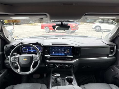 Used 2025 Chevrolet Silverado 1500 LTZ w/ Technology Package image 13