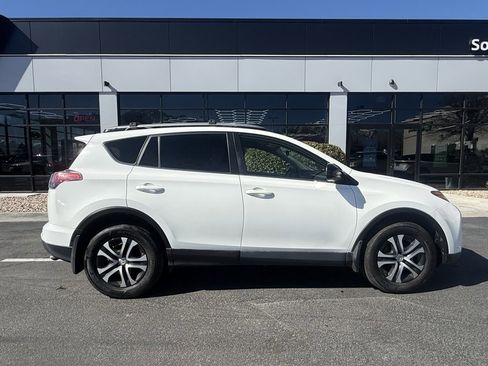 Used 2018 Toyota RAV4 LE w/ All Weather Liner Package image 8
