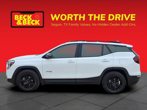 Certified 2022 GMC Terrain AT4 w/ Infotainment Package II image 8