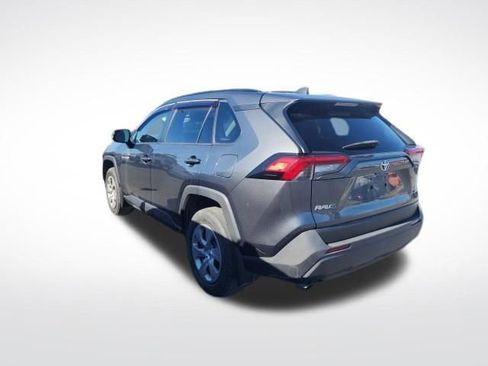 Used 2019 Toyota RAV4 LE w/ All Weather Liner Package image 6