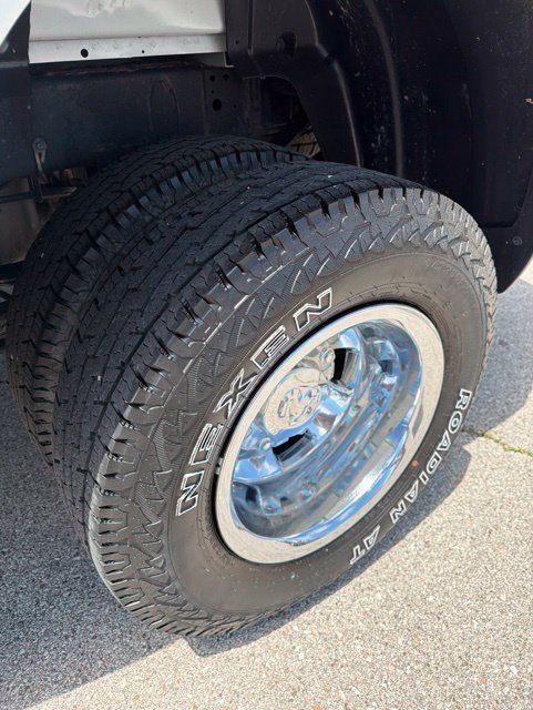 Used 2024 RAM 3500 Tradesman w/ Chrome Appearance Group AWD/4WD image 13