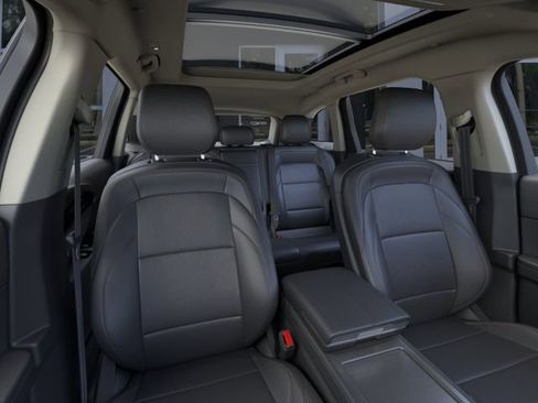 New 2026 Lincoln Nautilus Premier w/ Equipment Group 102A AWD/4WD image 10