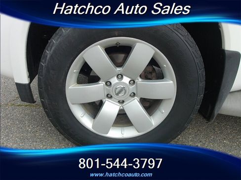 Used 2011 Nissan Armada SL image 9