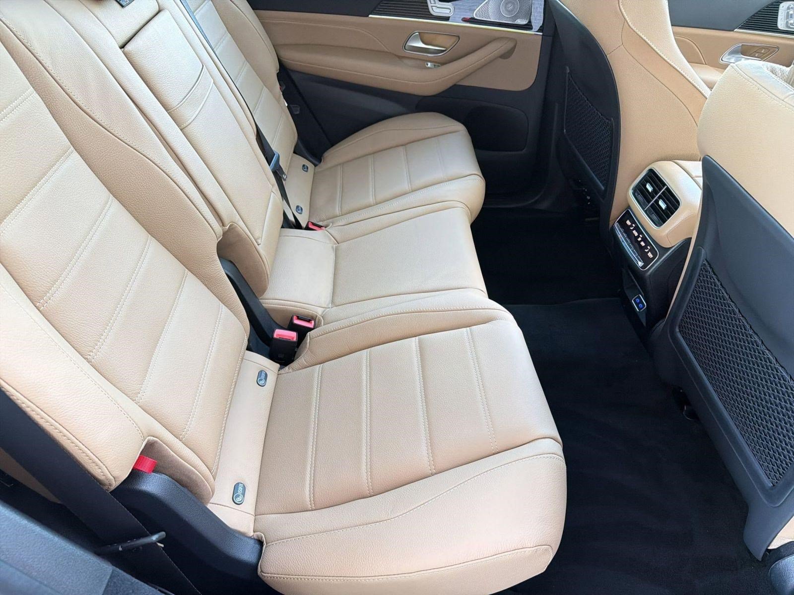 New 2026 Mercedes-Benz GLS 450 4MATIC image 31