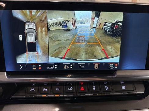 New 2026 Chevrolet Silverado 1500 High Country w/ Technology Package AWD/4WD image 15