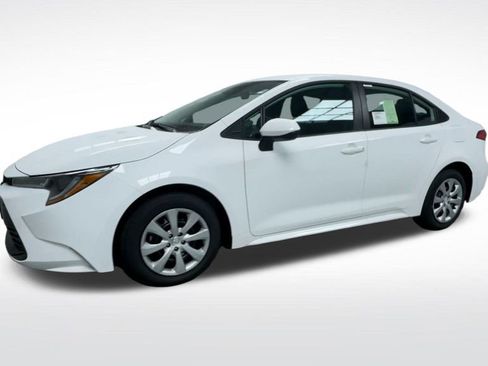 New 2026 Toyota Corolla LE image 14