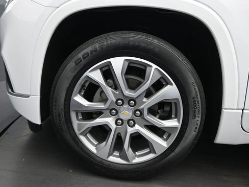 Used 2020 Chevrolet Traverse Premier w/ LPO, Floor Liner Package FWD image 70