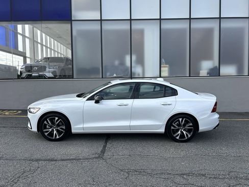 Certified 2025 Volvo S60 B5 Core AWD/4WD image 5