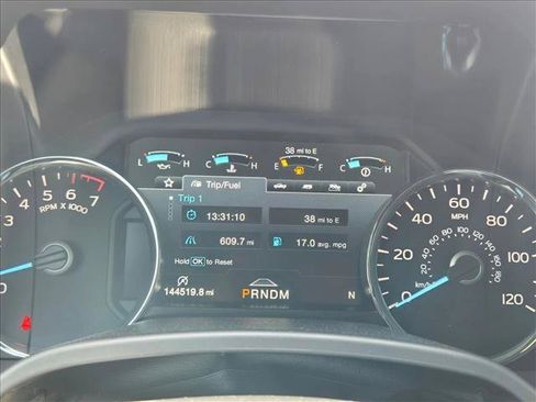 Used 2019 Ford F150 Platinum w/ Equipment Group 701A Luxury AWD/4WD image 12