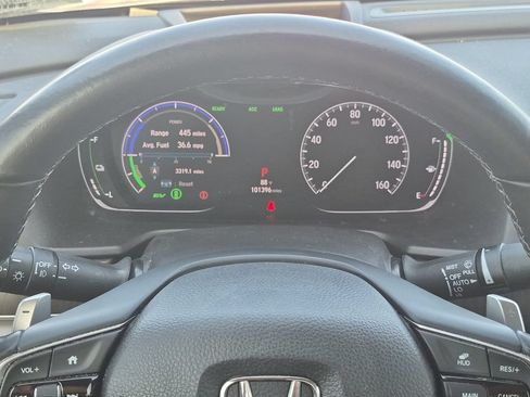 Used 2019 Honda Accord Touring image 11
