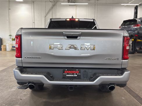 Used 2025 RAM 1500 Laramie AWD/4WD image 5