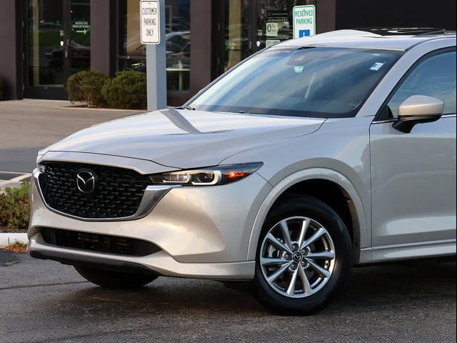 Used 2025 MAZDA CX-5 AWD 2.5 S w/ Preferred Package image 3